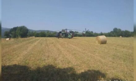 Helikopteri i ushtrisë shqiptare pëson defekt në fluturim