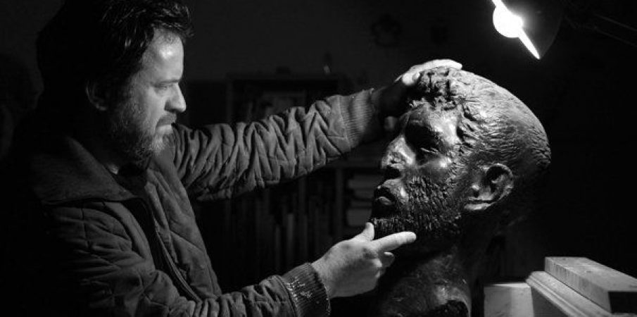 Humb jetën nga Covid-19 skulptori, miku i Ramës luftonte prej ditësh me virusin