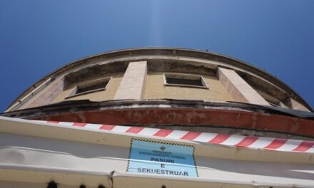 Sekuestrohet ish-hotel “Vollga” në qytetin e Durrësit, ishte në pronësi të Shullazit