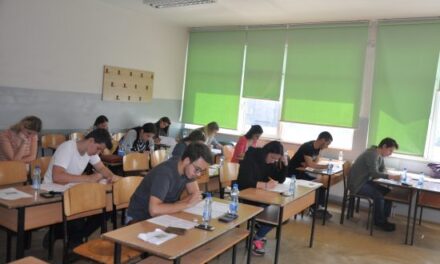 Të gjithë detajet si do të organizohet mësimi në një shkollë të mesme në Tiranë