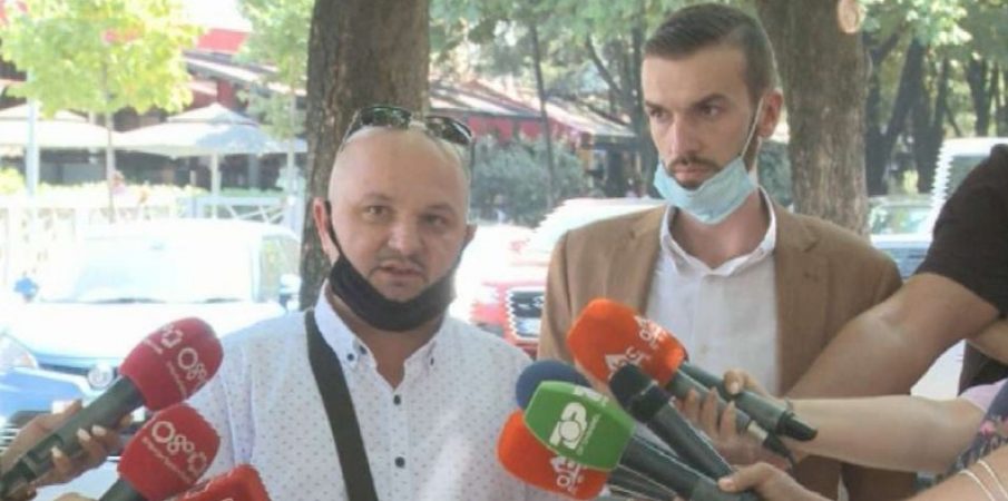 Ylli Ndroqi në Polici, avokatët: Sulm politik! E ndaluan në rrugë dhe i sekuestruan “Benzin”