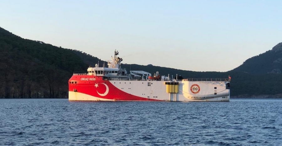 Turqia dërgon anijen e naftës në Mesdhe, Greqia mbledh Këshillin e Sigurisë