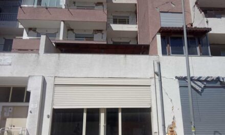Shumë familje në qytetin e Durrësit, “peng” i ekspertizave për fatin e apartamenteve të dëmtuara nga tërmeti