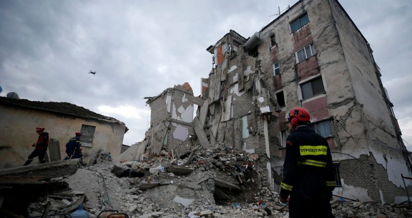 Biznese të goditura nga tërmeti paguajnë dy herë taksën e ndërtimit