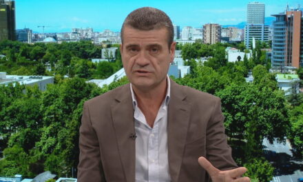 Patozi refuzon ftesën e Berishës: Nuk jam në kërkim të ndonjë partie