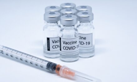 Universiteti i Oksfordit rinis testet për vaksinën anti-Covid