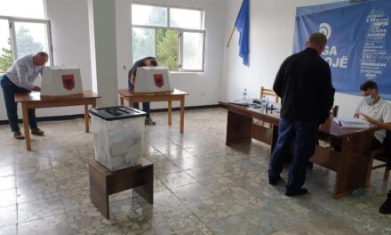Zbardhet lista e kandidatëve të PD-së në Gjirokastër: 27 emrat që do i nënshtrohen votimit