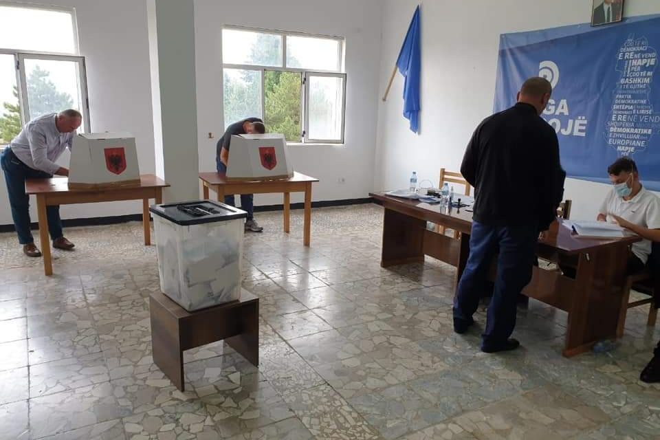 Zbardhet lista e kandidatëve të PD-së në Gjirokastër: 27 emrat që do i nënshtrohen votimit