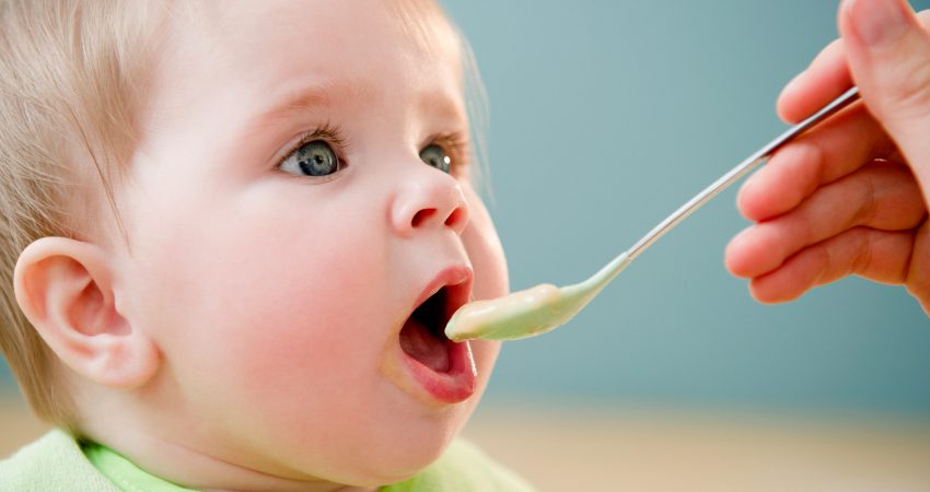 Mënyra si ushqehemi nën 2 vjeç ndikon në shëndetin tonë më vonë