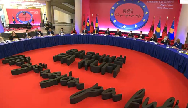 Moska: Dy qeveritë po promovojnë “Shqipërinë e Madhe”, BE të reagojë