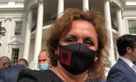 Ambasadorja shqiptare në SHBA infektohet me COVID: Kam zhvilluar shumë takime me zyrtarë