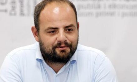 Arrestohet drejtuesi i Vetëvendosjes në Tiranë, Boiken Abazi