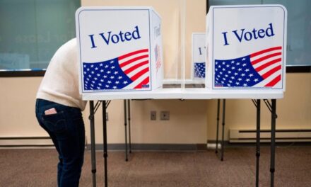 Zgjedhjet në SHBA, më shumë se 1,2 milionë amerikanë kanë votuar tashmë