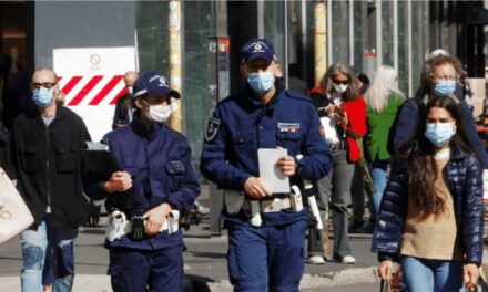 “Nuk dua ta mbaj maskën”, shqiptari në Itali dërgon në urgjencë 3 policë