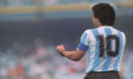 Ndahet nga jeta legjenda e futbollit Diego Armando Maradona