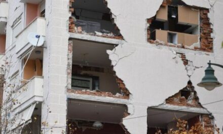 Dëmet e tërmetit u vlerësuan nga punonjës të ‘pakualifikuar’, një raport i KLSH ngre dyshime mbi kapacitetet profesionale të Institutit të Ndërtimit