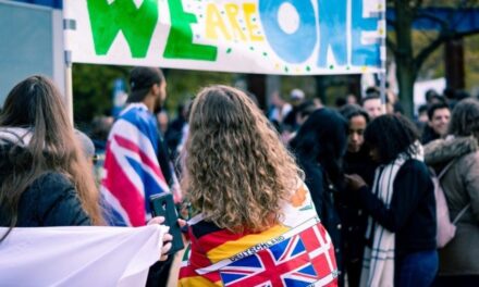 Londra “thyen” ëndrrën e studentëve europianë, stop Erasmusit, “rebelohet” Irlanda e Veriut