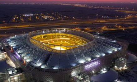Inaugurohet stadiumi në Katar, gjysma e biletave për të shëruarit nga Covid-i