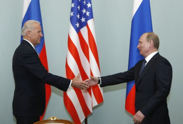Moska nën presion: Politika e ardhshme e Rusisë e presidentit Biden