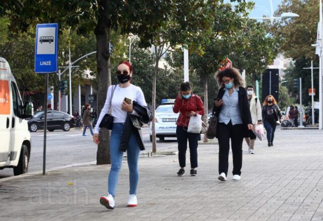 Studimi i Akademisë së Shkencave: Gati 50% e popullsisë së Tiranës me antitrupa