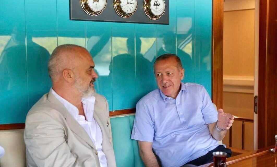 Takimi me Erdogan, Rama merr në delegacion edhe djalin e Soros