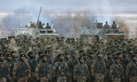 “Mos kini frikë nga vdekja”, Presidenti kinez urdhër ushtrisë: Të jeni gati çdo sekondë për të luftuar