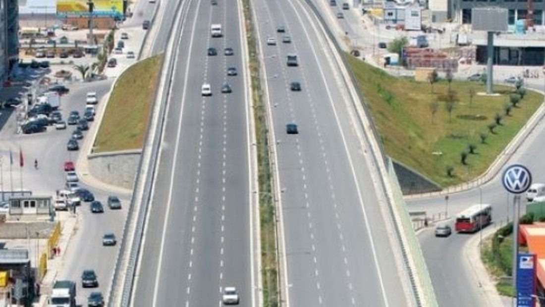 Gjendet i vdekur pronari i një biznesi në autostradën Tiranë-Durrës