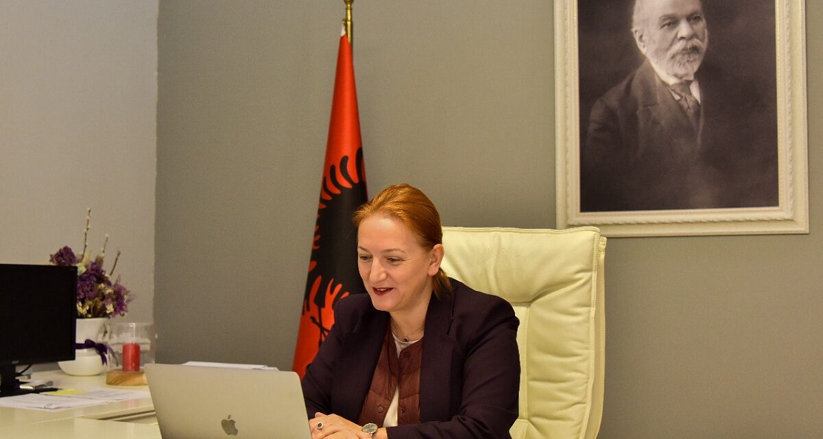 Akuzat për bllokimin e projektit në Vlorë, Anila Denaj: Presidenti gabon nga fillimi në fund