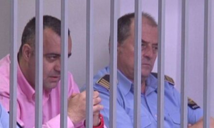 Dritan Dajti me Covid-19, zhvendoset në spitalin e burgut në Tiranë