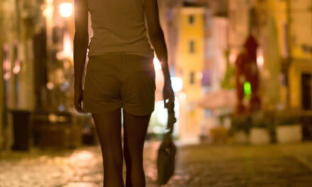 Rrëfehet e trafikuara për prostitucion në Angli: Si më detyronin të shisja trupin në Angli