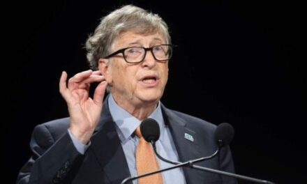 “Skuadër bombarduesish pandemikë”, plani i Bill Gates për të parandaluar pandemitë e ardhshme