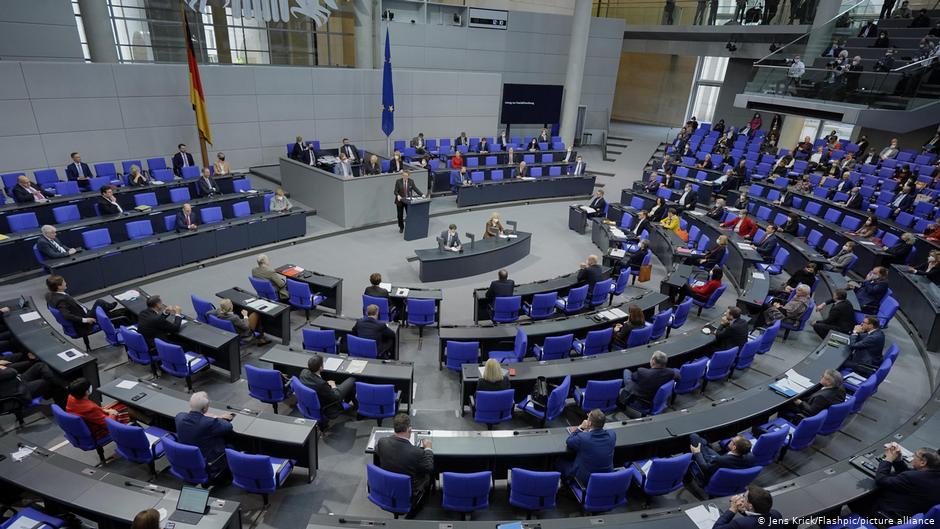 “Fuqia punëtore nga Ballkani Perëndimor ul pagat e gjermanëve”, debat në Bundestag