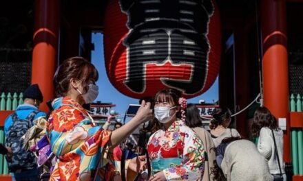 Çudi tjetër nga Japonia: Vetëm gratë e heshtura do të lejohen në takimet e partisë