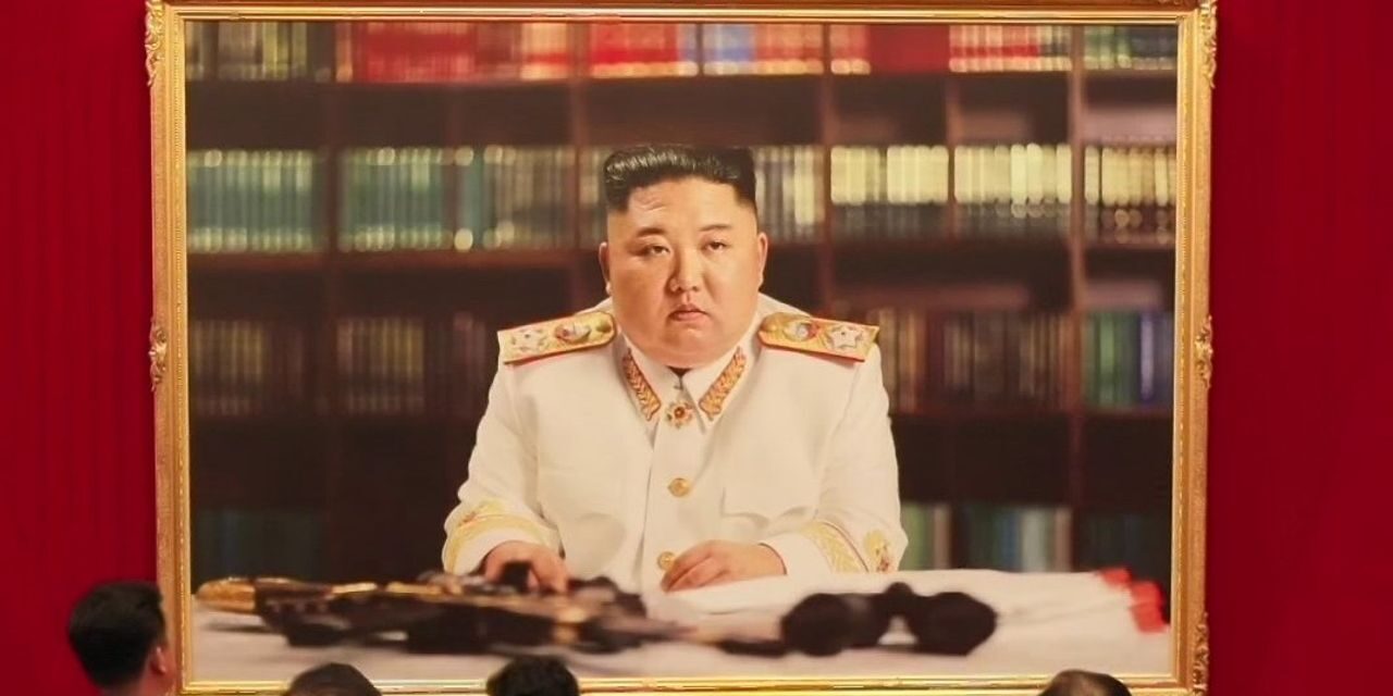 “Dorëzohet” Kim Jong-un, pranon se Koreja e Veriut po përballet me vështirësitë të mëdha