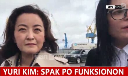 Arrestimet në Gjykatën e Krujës, ambasadorja Kim u përgjigjet skeptikëve për SPAK