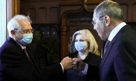 “Të japë dorëheqjen, u poshtërua në Rusi”, 51 eurodeputetë kërkojnë largimin e Borrell