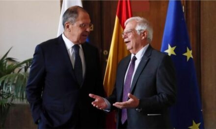 Borrell takon Lavrov në Moskë: Marrëdhëniet BE-Rusi në pikë kritike