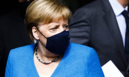 Angela Merkel kthen sytë nga vaksina ruse