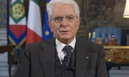 Kërcënuan presidentin Mattarella për vaksinimin, hetohen dhjetëra italianë, mes tyre dy shqiptarë