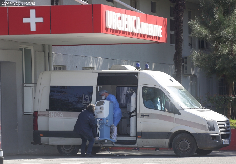Bie numri i të infektuarve, 13 të vdekur nga Covid-19 në Shqipëri