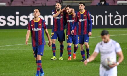 Barcelona “kërcënon” Atleticon, Messi barazon Xavin