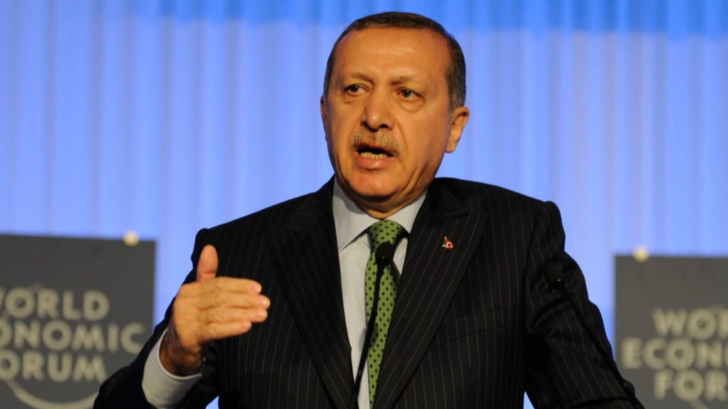 Zhvlerësimi i Lirës, Erdogan thirrje turqve: Investoni valutën dhe arin tuaj