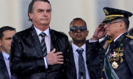 Brazil, largohen të gjithë krerët e ushtrisë. Kriza më e rëndë që nga rënia e diktaturës