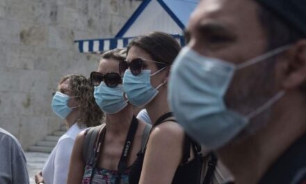 Mitsotakis: Jemi në fillimin e fundit të pandemisë