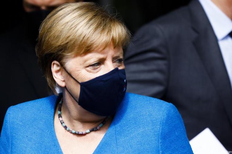 Pandemia godet popullaritetin e Angela Merkelit