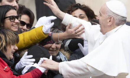 Pelegrinazhi i paqes, Papa Françesku përfundon vizitën historike në Irak
