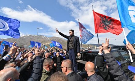 Basha: Do të heqim traun mes Shqipërisë dhe Kosovës