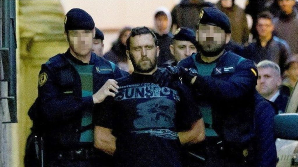 40-vjeçari serb i dënuar me burgim të përjetshëm plagos 5 punonjës të burgut në Spanjë