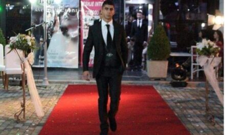 23-vjeçari turk “hedh” paratë për blerjen e votave në Vlorë