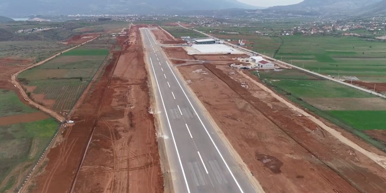 Aeroporti i Kukësit, Balluku: Gati për fluturimin e parë. Çunat e Londrës do të priten nga Rama